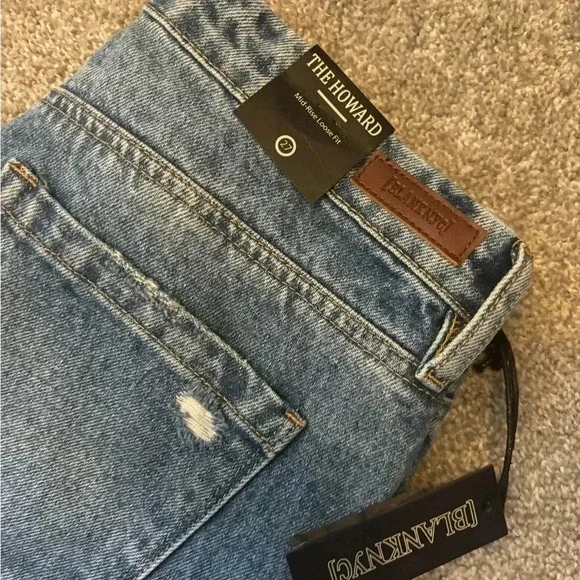 NWT BLANKNYC Relaxed High Rise Straight Leg Rip Loose Fit Jeans - Picture 4 of 7